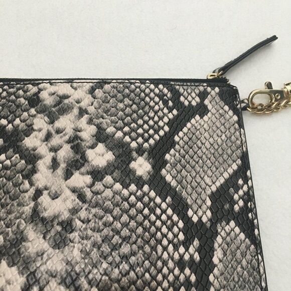 Aldo Snake Print Wristlet With Gold Hardware & Wrist Chain - Picture 9 of 11